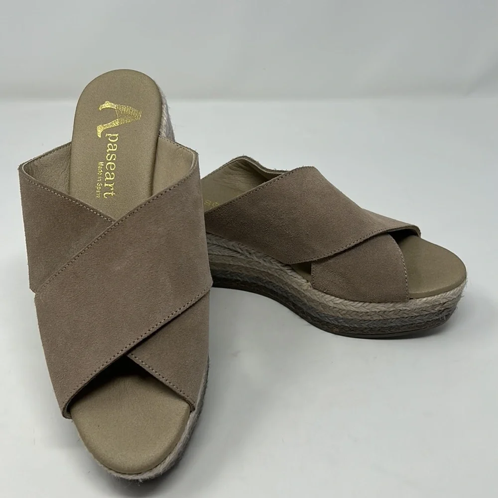 Apaseart Tan Neutral Colored Straw Bottom Platform Sandals Made In Spain Size 37